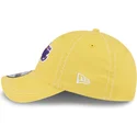 gorra-curva-amarilla-ajustable-9twenty-washed-contrast-de-los-angeles-lakers-nba-de-new-era