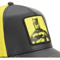 capslab-batman-dc8-bat-dc-comics-sort-og-gul-trucker-cap
