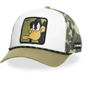 hvid-og-camouflage-trucker-kasket-daffy-duck-loo11-cam-looney-tunes-fra-capslab