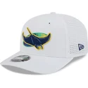 hvid-trucker-kasket-9seventy-perf-spring-training-fan-pack-2025-fra-tampa-bay-rays-mlb-fra-new-era