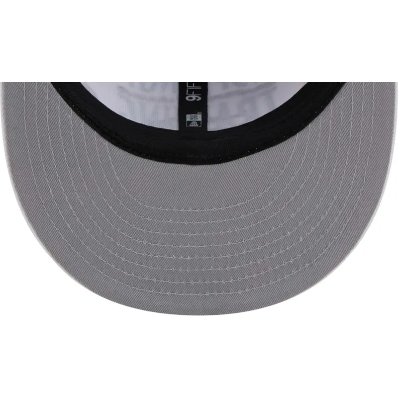 hvid-flad-snapback-kasket-9fifty-scatter-spring-training-fan-pack-2025-fra-mlb-grapefruit-league-logo-fra-new-era