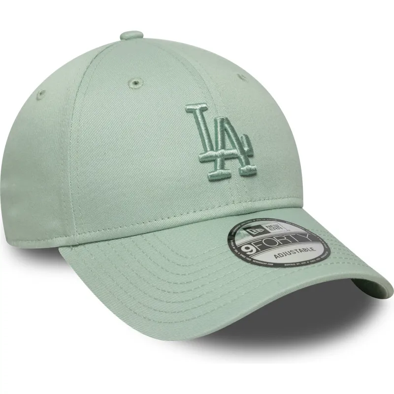 lysegron-justerbar-kurvet-kasket-med-gront-logo-9forty-colour-pack-fra-los-angeles-dodgers-mlb-fra-new-era