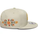 beige-flad-kasket-snapback-9fifty-floral-fra-new-york-yankees-mlb-fra-new-era