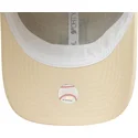 beige-justerbar-buet-kasket-med-gront-logo-9forty-team-outline-los-angeles-dodgers-mlb-fra-new-era