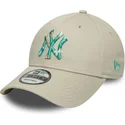 beige-justerbar-9forty-seasonal-infill-new-york-yankees-mlb-kasket-fra-new-era