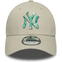 beige-justerbar-9forty-seasonal-infill-new-york-yankees-mlb-kasket-fra-new-era