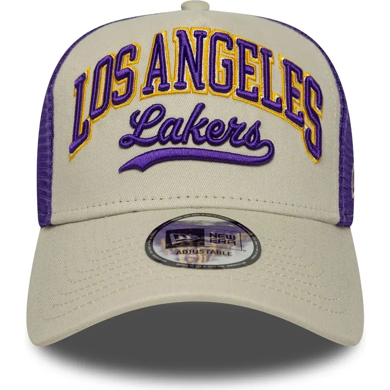beige-og-violet-trucker-kasket-e-frame-script-fra-los-angeles-lakers-nba-fra-new-era