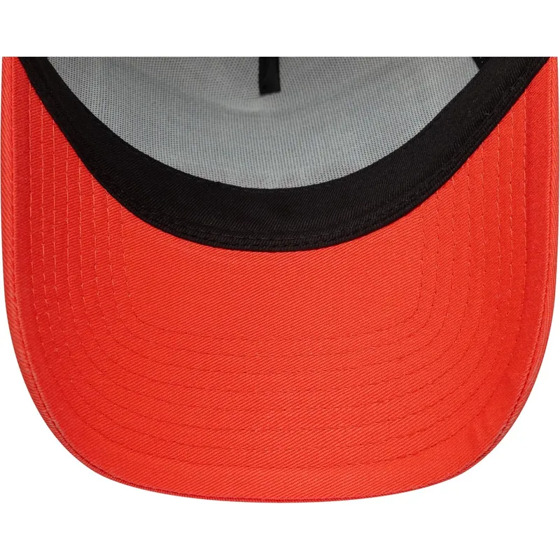hvid-og-orange-trucker-kasket-capri-italy-a-frame-summer-fra-new-era