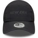new-era-runner-tech-justerbar-sort-buet-kasket