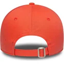 new-era-new-york-yankees-mlb-9forty-league-essential-justerbar-orange-kvindekasket-med-buet-skygge