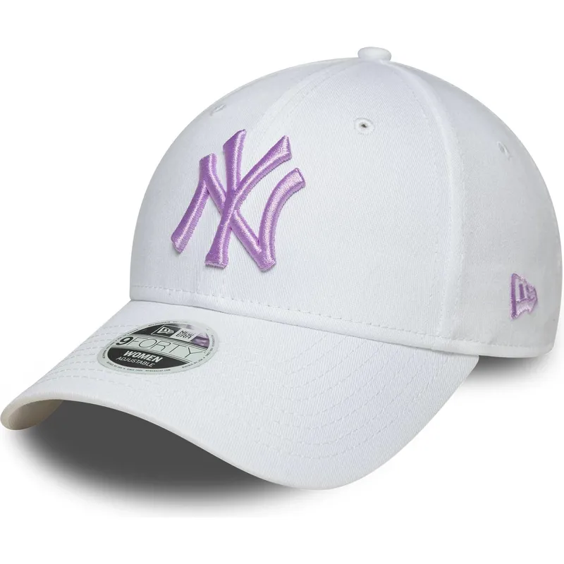hvid-justerbar-curved-kasket-til-kvinder-med-violet-logo-9forty-league-essential-fra-new-york-yankees-mlb-fra-new-era