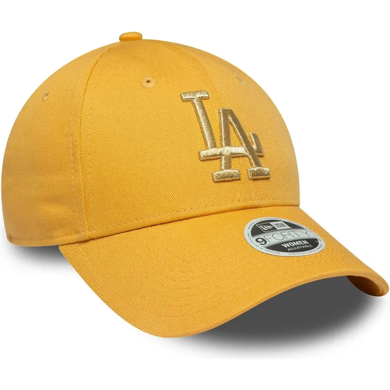 gul-justerbar-curved-kasket-til-kvinder-9forty-metallic-logo-fra-los-angeles-dodgers-mlb-fra-new-era