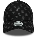 buet-sort-justerbar-kasket-til-kvinder-9forty-monogram-fra-new-york-yankees-mlb-fra-new-era
