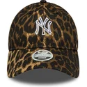 justerbar-leopardbuet-kasket-til-kvinder-9twenty-outline-new-york-yankees-mlb-fra-new-era