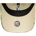 new-era-new-york-yankees-mlb-9twenty-all-over-print-tropical-beige-justerbar-kasket-til-kvinder