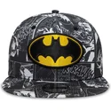 sort-flad-skygge-snapback-kasket-til-drenge-9fifty-all-over-print-med-batman-dc-comics-fra-new-era
