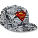 sort-flad-snapback-kasket-til-drenge-9fifty-all-over-print-superman-dc-comics-fra-new-era