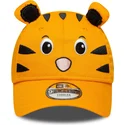 justerbar-orange-buet-kasket-til-born-9forty-animal-fra-new-era