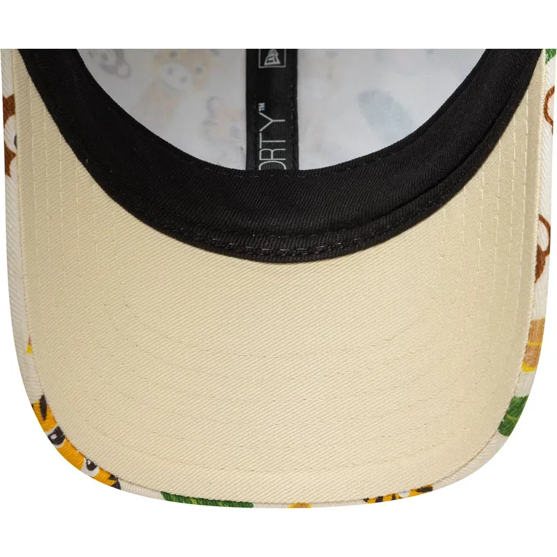 buet-beige-justerbar-kasket-til-dreng-9forty-all-over-print-safari-fra-new-era