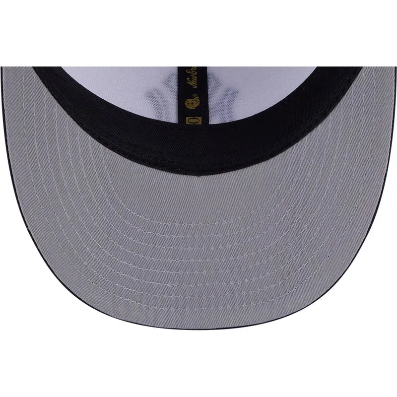flad-kasket-marinebla-og-hvid-fitted-59fifty-day-low-profile-fra-new-york-yankees-mlb-fra-new-era