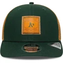 gron-og-brun-9seventy-stretch-snap-debossed-logo-oakland-athletics-mlb-trucker-kasket-fra-new-era