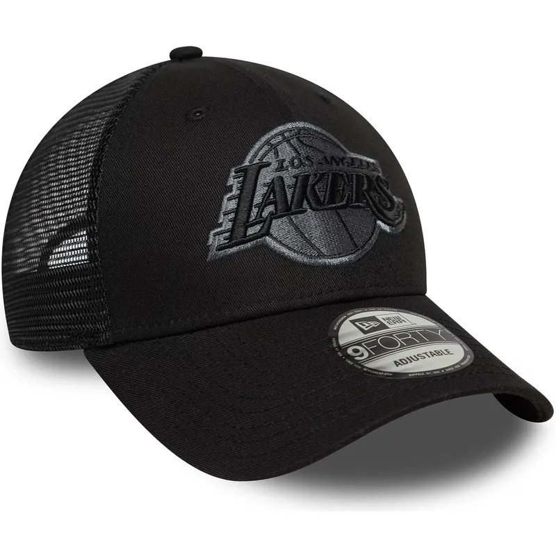 justerbar-sort-trucker-kasket-med-grat-logo-9forty-fra-los-angeles-lakers-nba-fra-new-era