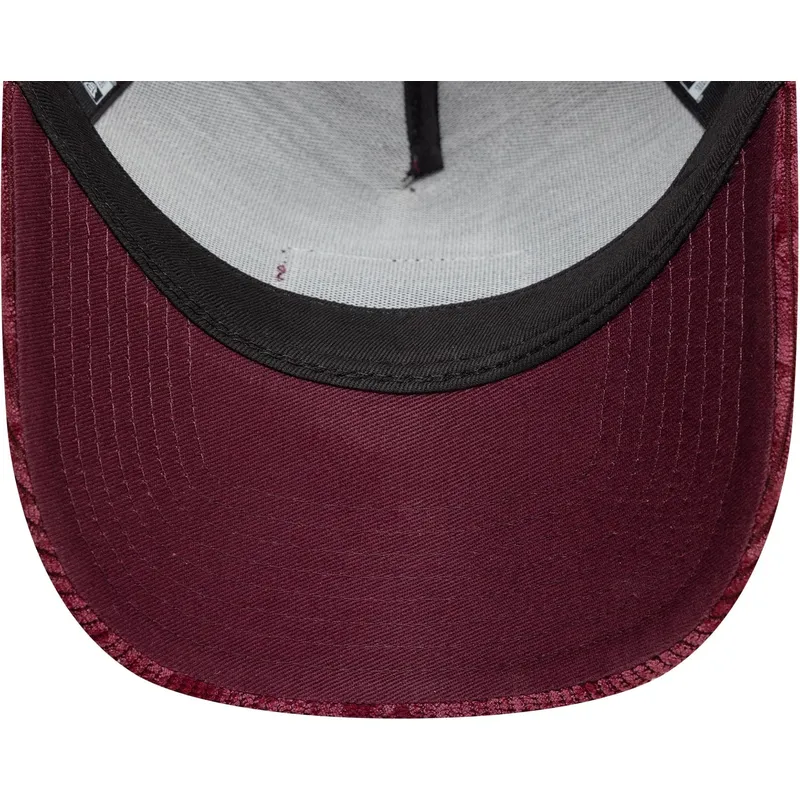 granate-a-frame-cord-trucker-kasket-fra-red-bull-racing-formula-1-af-new-era