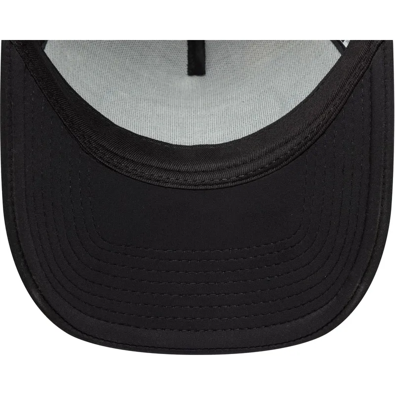 sort-trucker-a-frame-graphic-patch-kasket-fra-new-era