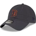 gra-justerbar-9twenty-core-classic-kasket-med-buet-skygge-fra-detroit-tigers-mlb-fra-new-era