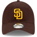 brun-justerbar-buet-kasket-9twenty-core-classic-fra-san-diego-padres-mlb-fra-new-era