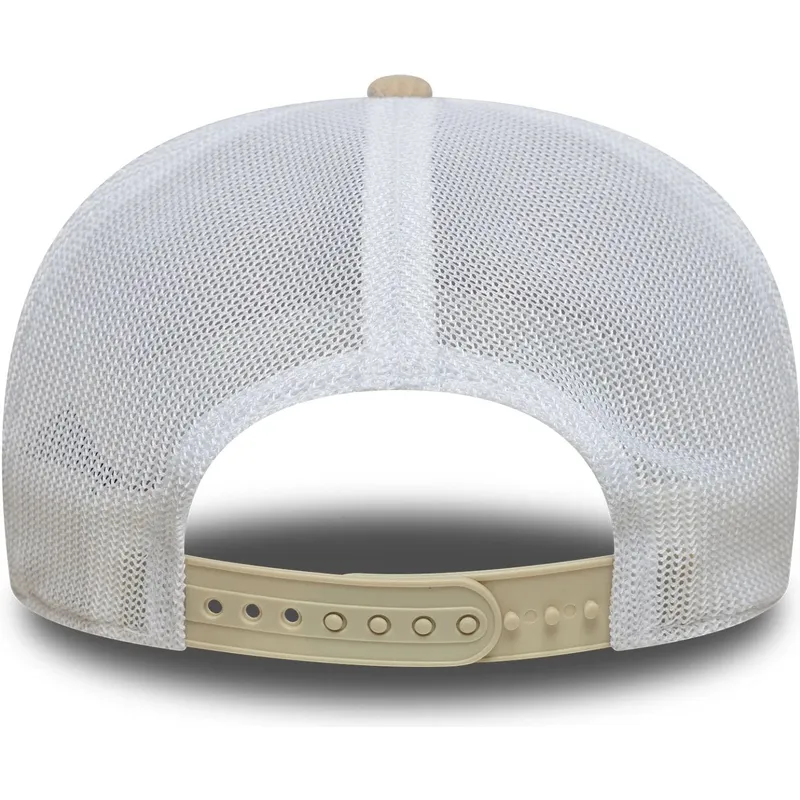 beige-trucker-kasket-9seventy-stretch-snap-monaco-race-special-fra-racing-bulls-f1-team-formula-1-fra-new-era