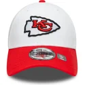 hvid-og-rod-buet-39thirty-justerbar-kasket-med-kansas-city-chiefs-nfl-team-logo-fra-new-era