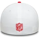 hvid-og-rod-buet-39thirty-justerbar-kasket-med-kansas-city-chiefs-nfl-team-logo-fra-new-era
