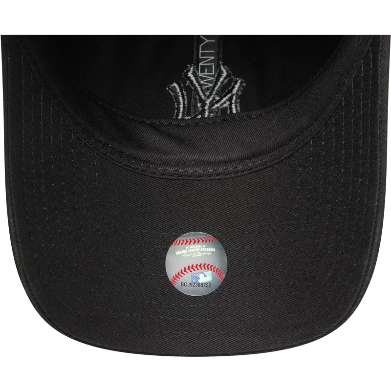 sort-justerbar-buet-kasket-til-kvinder-med-sort-logo-9twenty-bow-back-fra-new-york-yankees-mlb-fra-new-era