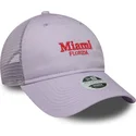 violet-justerbar-trucker-cap-til-kvinder-9twenty-city-of-miami-cities-and-beaches-fra-new-era