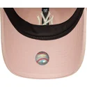 new-era-new-york-yankees-mlb-9twenty-dye-denim-justerbar-buet-lyserod-kasket-til-kvinder