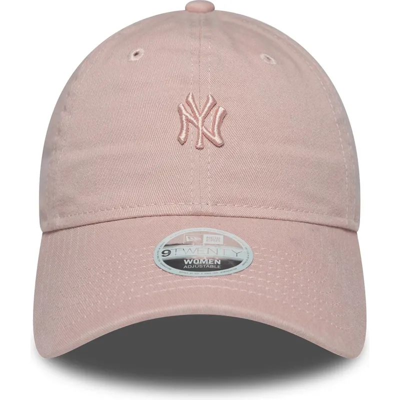 lyserod-justerbar-buet-kasket-til-kvinder-med-lyserodt-logo-9twenty-mini-washed-fra-new-york-yankees-mlb-fra-new-era