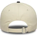 beige-og-marinebla-justerbar-kvindekasket-9twenty-fra-new-era