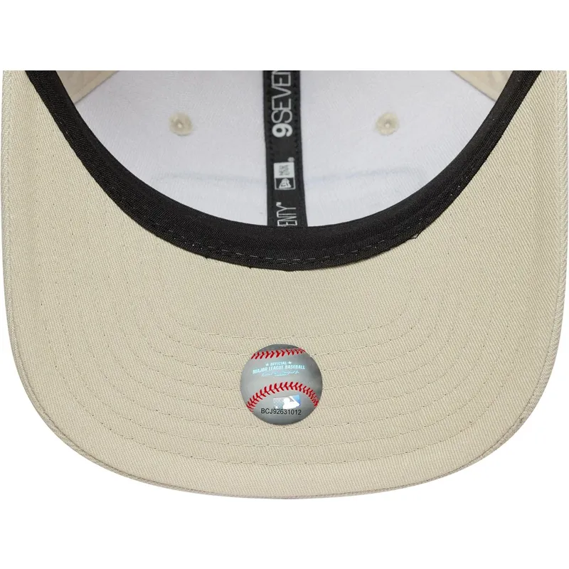 beige-buet-kasket-snapback-9seventy-stretch-snap-patch-fra-los-angeles-dodgers-mlb-fra-new-era