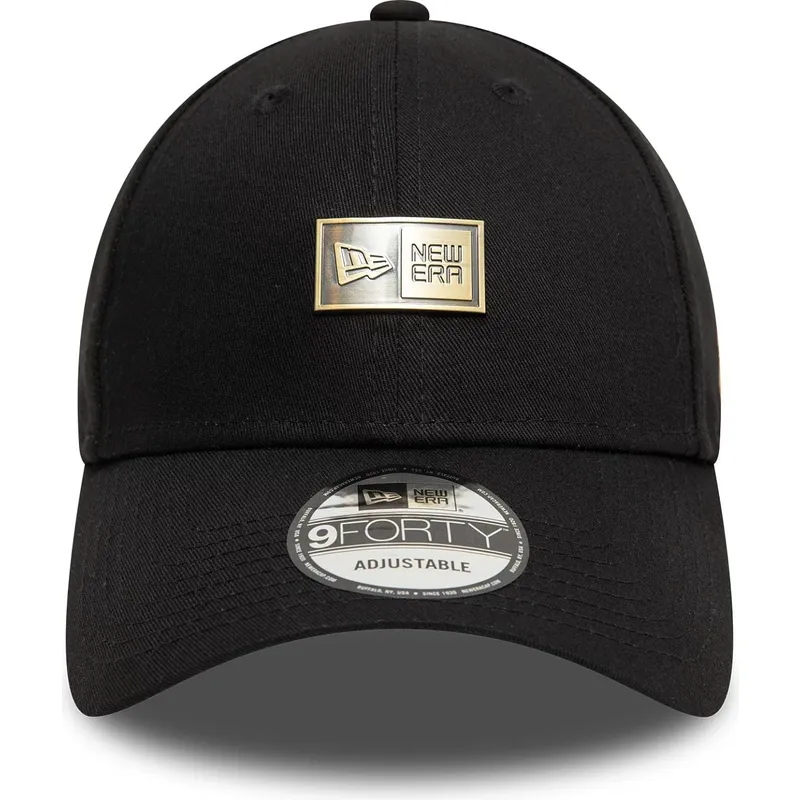 sort-justerbar-curved-kasket-9forty-badge-fra-new-era