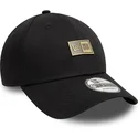 justerbar-sort-buet-kasket-9forty-badge-fra-new-era