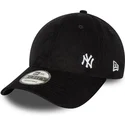 sort-justerbar-9forty-flawless-cord-kasket-med-buet-skygge-fra-new-york-yankees-mlb-af-new-era