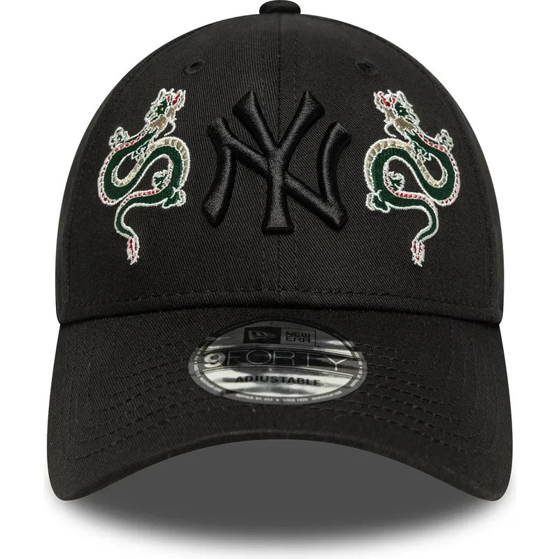 sort-justerbar-curved-kasket-med-sort-logo-9forty-icon-dragon-fra-new-york-yankees-mlb-fra-new-era