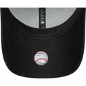 sort-justerbar-kasket-med-buet-skygge-og-blat-logo-9forty-ombre-infill-af-new-york-yankees-mlb-fra-new-era