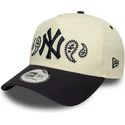 buet-beige-og-marinebla-snapback-kasket-a-frame-paisley-fra-new-york-yankees-mlb-fra-new-era