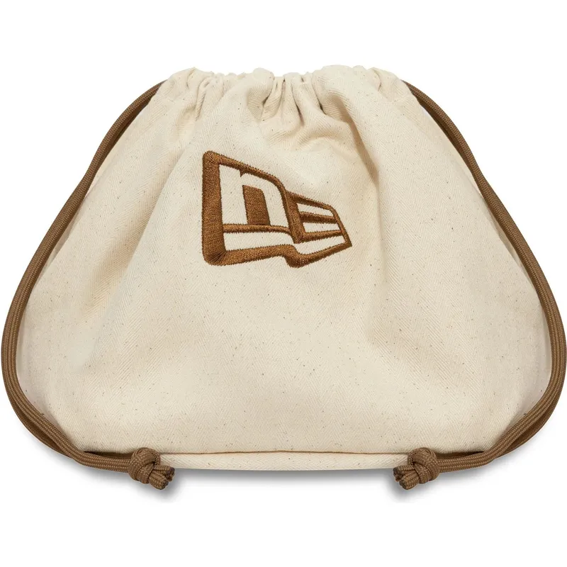 sort-justerbar-curved-kasket-9twenty-leather-fra-new-york-yankees-mlb-fra-new-era