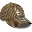 justerbar-brun-buet-kasket-9twenty-houndstooth-fra-los-angeles-dodgers-mlb-fra-new-era