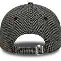 sort-justerbar-kurvet-kasket-9twenty-houndstooth-fra-new-york-yankees-mlb-fra-new-era