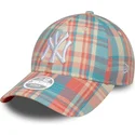 new-era-new-york-yankees-mlb-9forty-check-justerbar-lyserod-og-bla-buet-kasket-til-kvinder