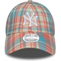justerbar-lyserod-og-bla-buet-kasket-til-kvinder-9forty-check-fra-new-york-yankees-mlb-fra-new-era